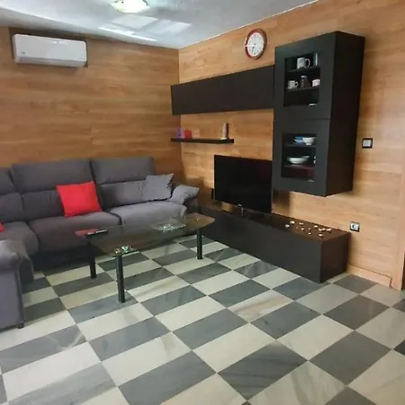 Amplio Con Wi-fi Y Aire Acondicionado Descansar Y Relajarse
