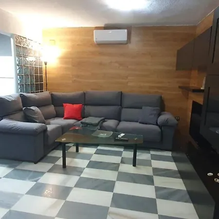 Amplio Con Wi-fi Y Aire Acondicionado Descansar Y Relajarse